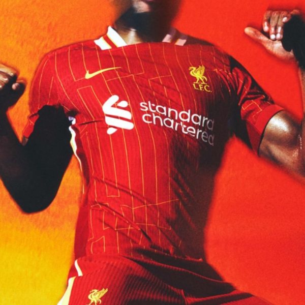 Liverpool Home 24/25 Treyja