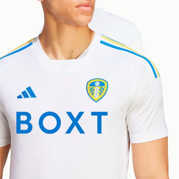 Leeds Home Fótboltatreyja - Treyja 23/24