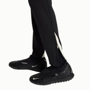 Liverpool Nike Æfingabuxur Svartar Barna